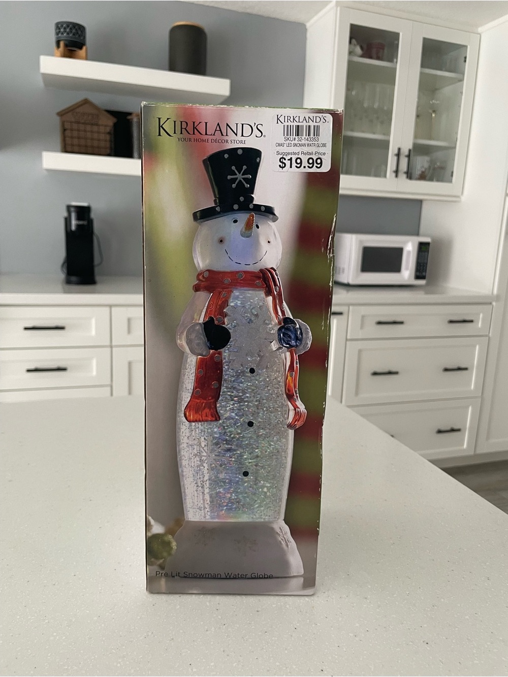 Kirkland’s Christmas Snowman Pre-Lit Glitter Water Globe 11.25” Holiday Decor